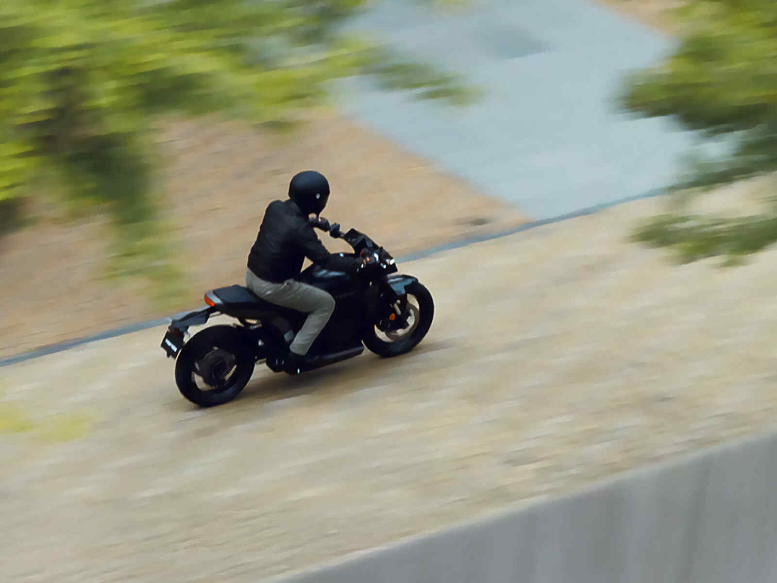 Aktív sebességhatároló